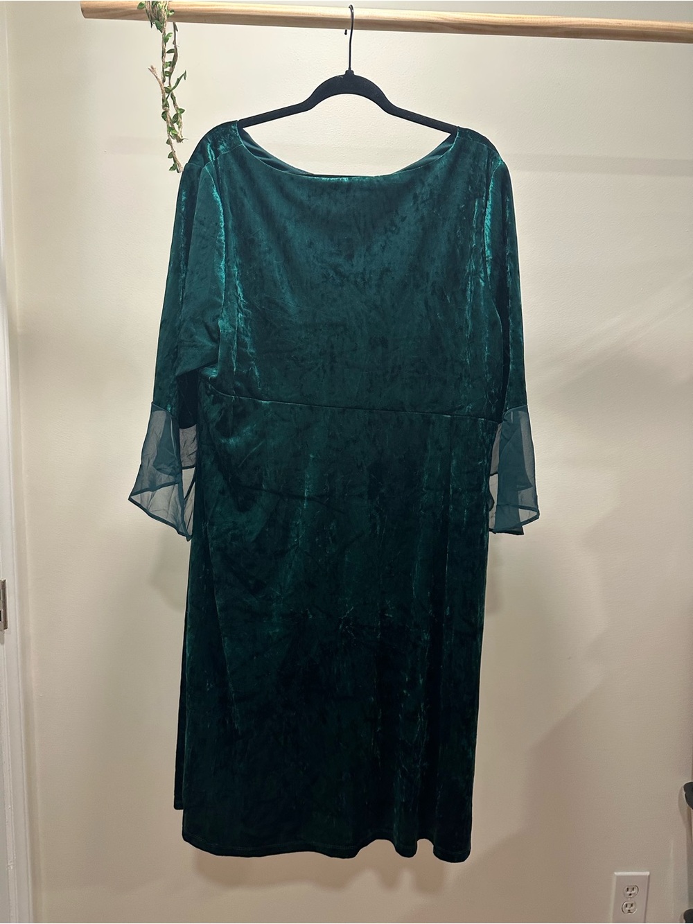 connected apparel Emerald Green Velvet Midi Dress with Sheer Sleeves - Picture 3 of 5